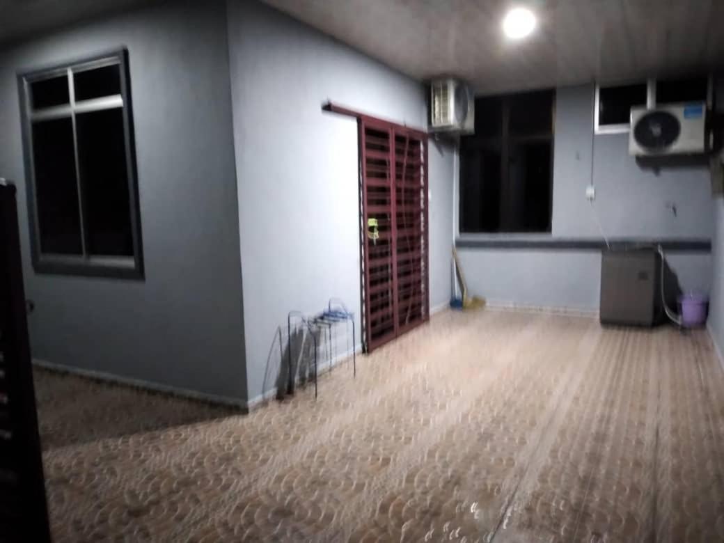 D'Illahs Homestay 알로르세타르 외부 사진