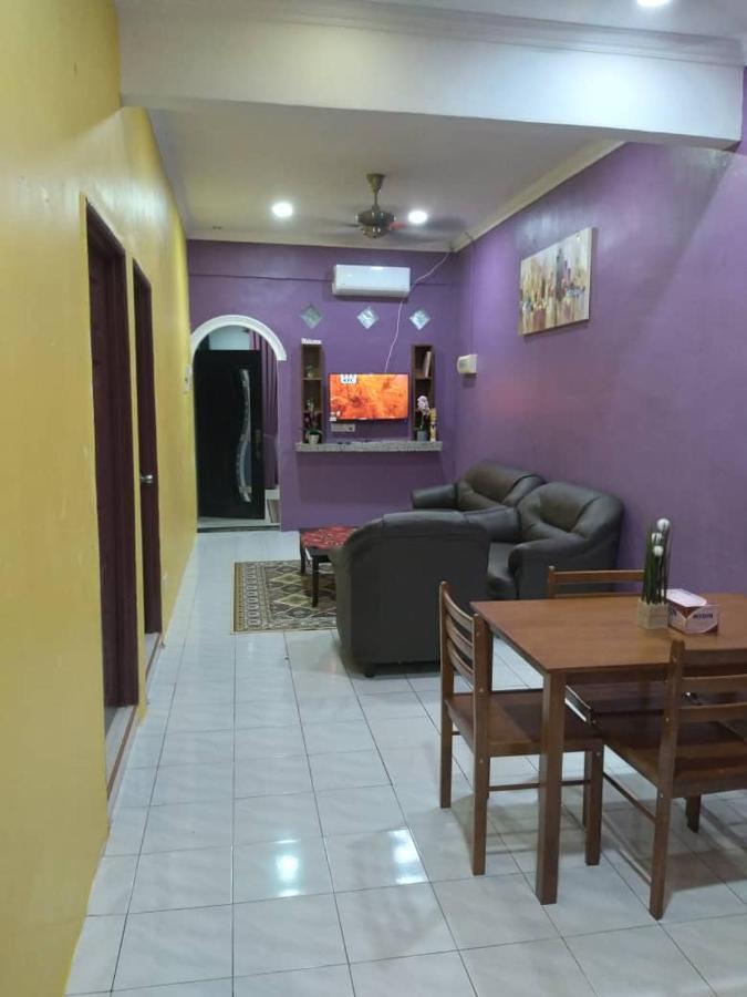 D'Illahs Homestay 알로르세타르 외부 사진